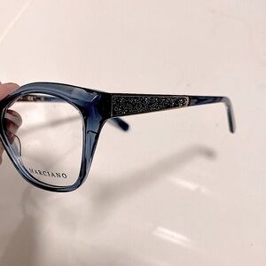 NEW GUESS by Marciano Glasses